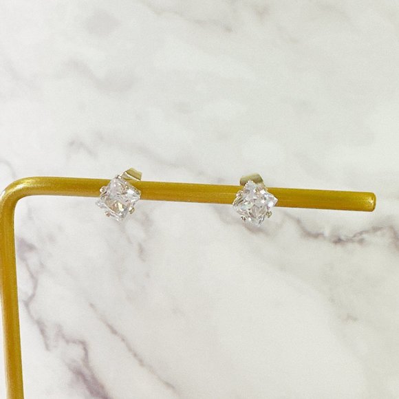 5mm Cushion Cut CZ Stud Earrings - Picture 4 of 6